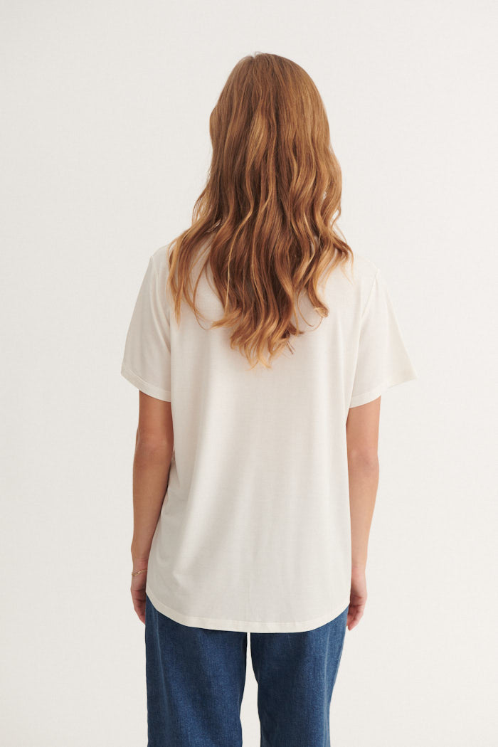 Basic Apparel Joline V-neck T-shirts 003 Off White
