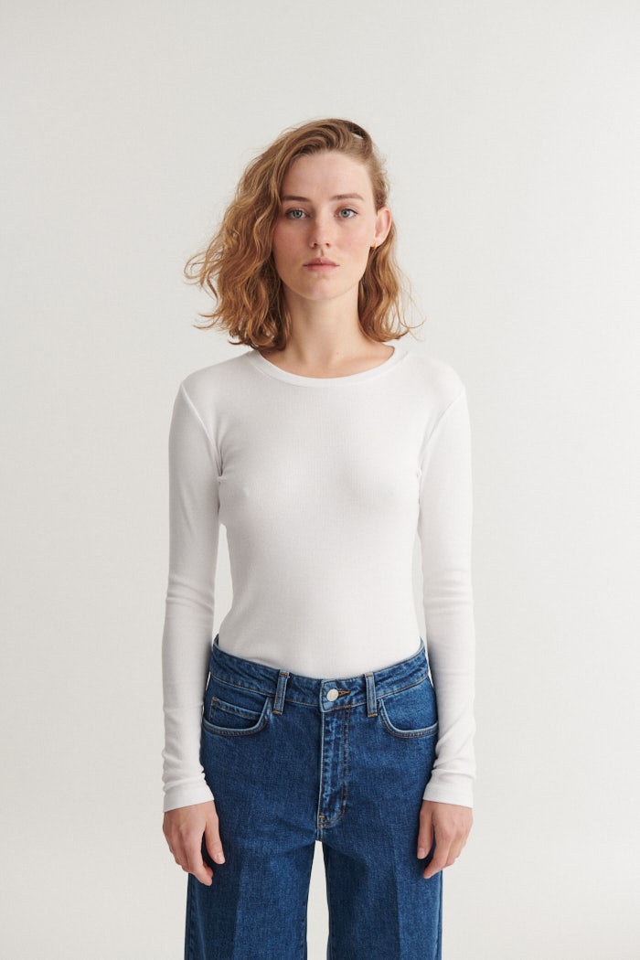 Basic Apparel Ludmilla LS Tee T-shirts 423 Bright White