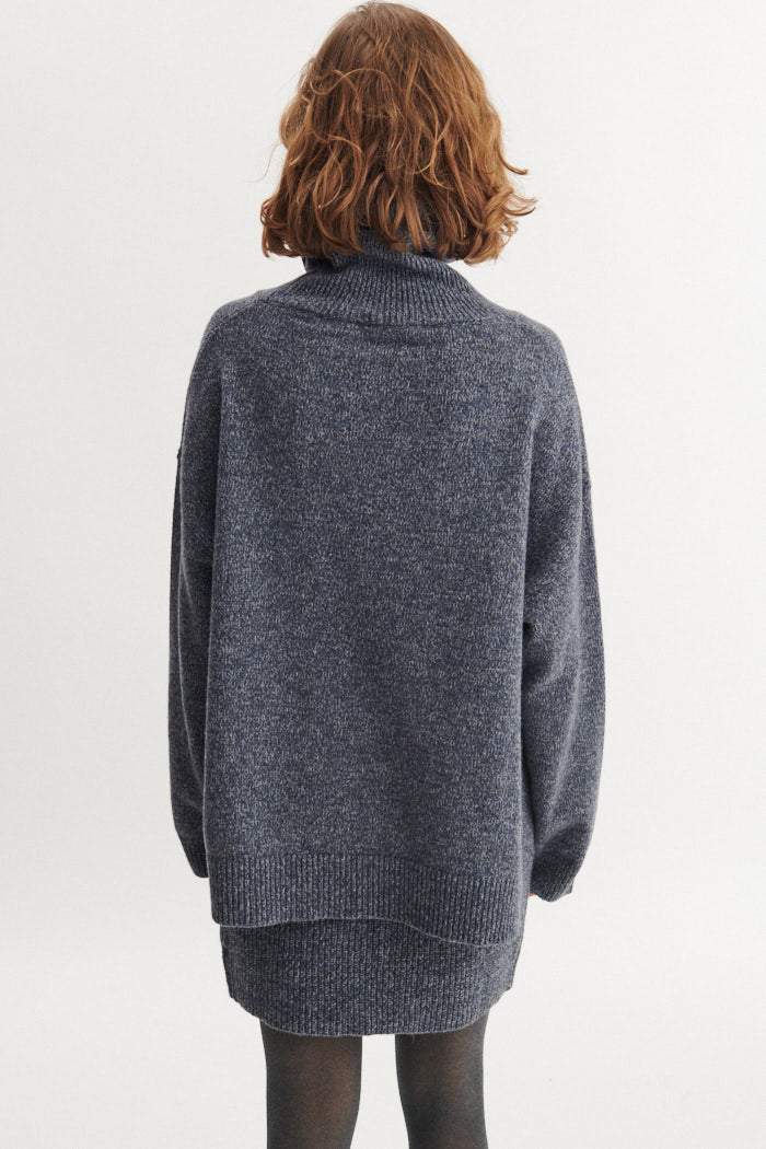 Basic Apparel Randi T-Neck Sweaters 835 poppy seed / sky captain