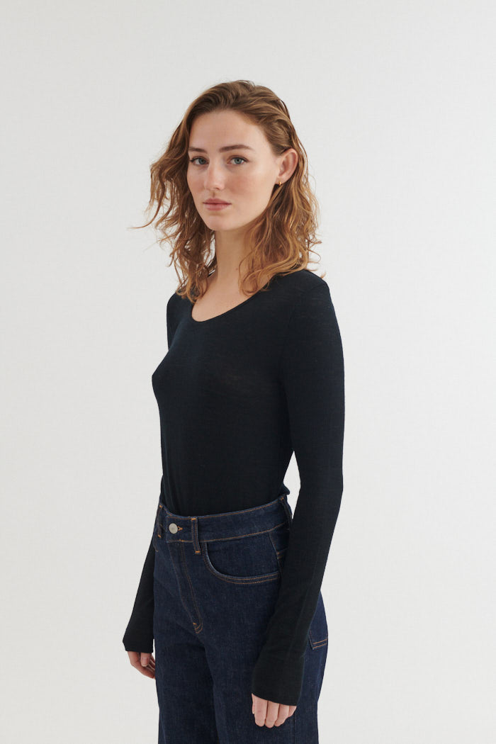 Basic Apparel Rinja LS Tee T-shirts 001 Black
